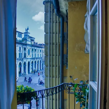 Blue Brescia